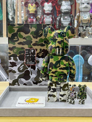 BE@RBRICK x Bape x Canada Goose 鲨鱼 100%+100%+400% bearbrick a bathing ape