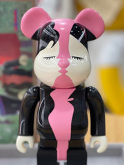 BE@RBRICK x Cute Kiss 100%+400% bearbrick