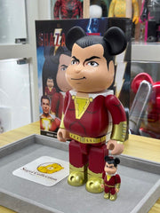 BE@RBRICK x DC Comics Shazam 100%+400% bearbrick
