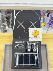 Kubrick x Kaws 巴士站系列第 5 卷(Kaws 巴士站系列中最稀有的)