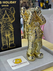 Kaws 假期 太空金色版