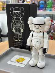 OriginalFake Kaws x 星球大战 Stormtrooper (2008 年上映) Storm Trooper