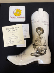 Matt McCormick 鞋花瓶“Pick Up The Pieces And Carry On”(限量版 100 个,签名和编号)