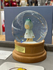 Moe Nakamura 雪花玻璃球“安静的探索”(全球限量 500 个,编号)中村萌