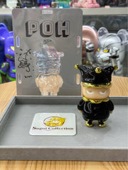 One Little Planet Poh 6 by Vin 黑色和金色版。(包装盒和机身上有艺术家的亲笔签名)