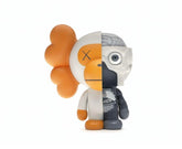 OriginalFake x A Bathing Ape Kaws Bape Baby Milo 白/灰色版。
