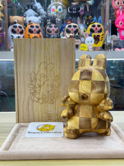 Unbox x Abao Raabiit (Limited Edition of 88pcs, signed and numbered)