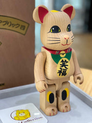 BE@RBRICK x Karimoku Maneki Neko 400% No.4 “Warafuku” 笑福