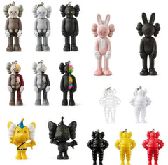 Kaws Tokyo First 钥匙扣 (全套15件)