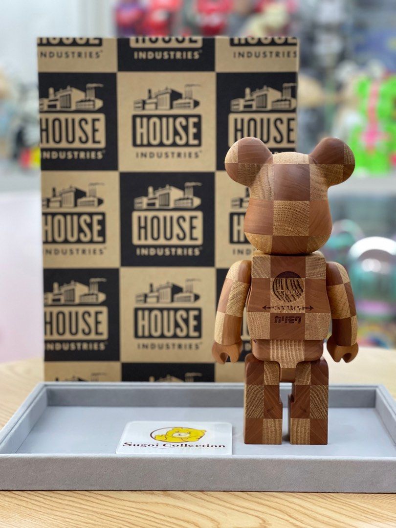 BE@RBRICK x Karimoku House Industries Chess 400% bearbrick