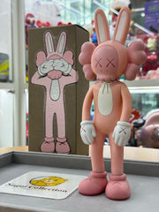 Originalfake x Kaws Accomplice Pink（2002 年发行，限量 1000 份）
