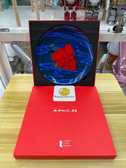 Kaws “小时、夜晚、星期、月份” 盘子（限量 250 份）