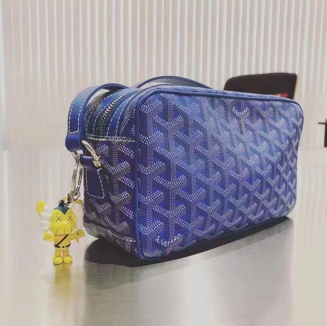 Kaws Tokyo First 钥匙扣 (全套15件)