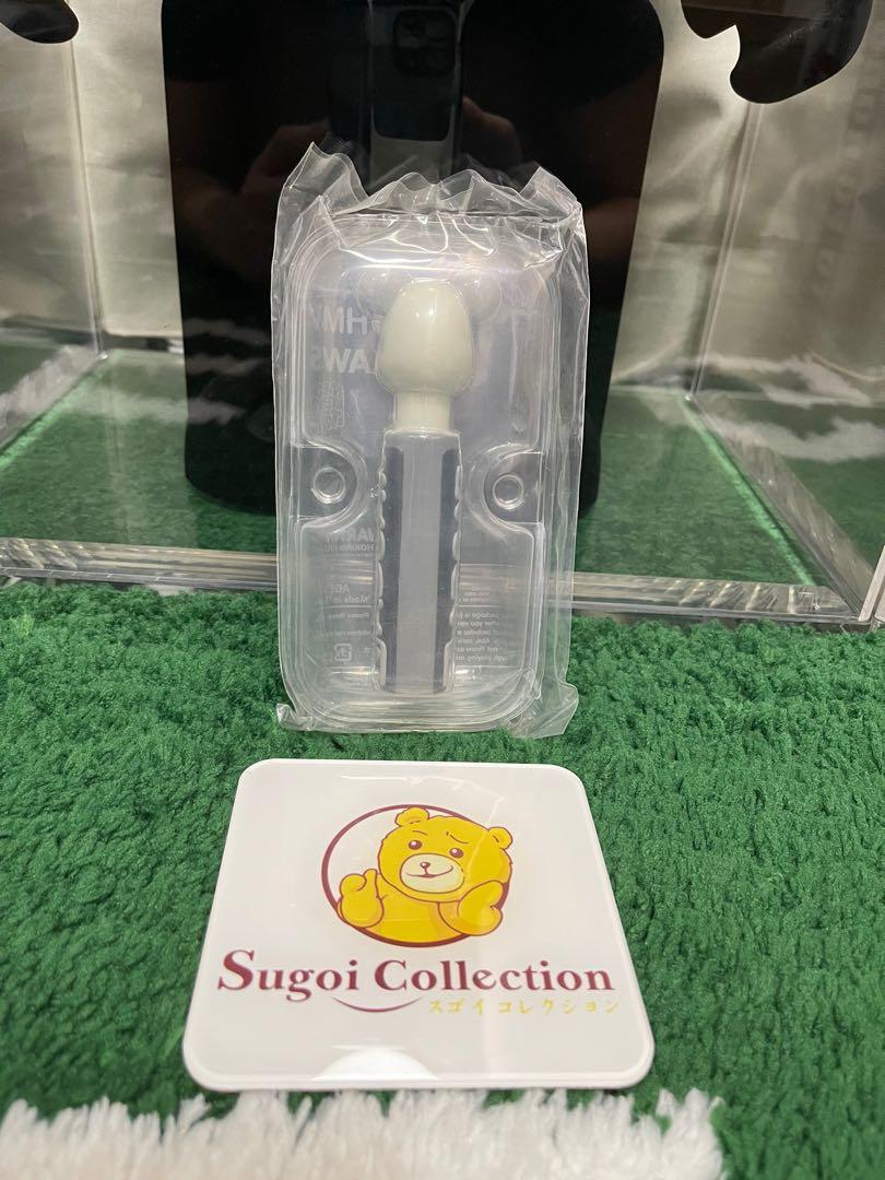 Kaws x HMV 5” dispenser (released in 2003)