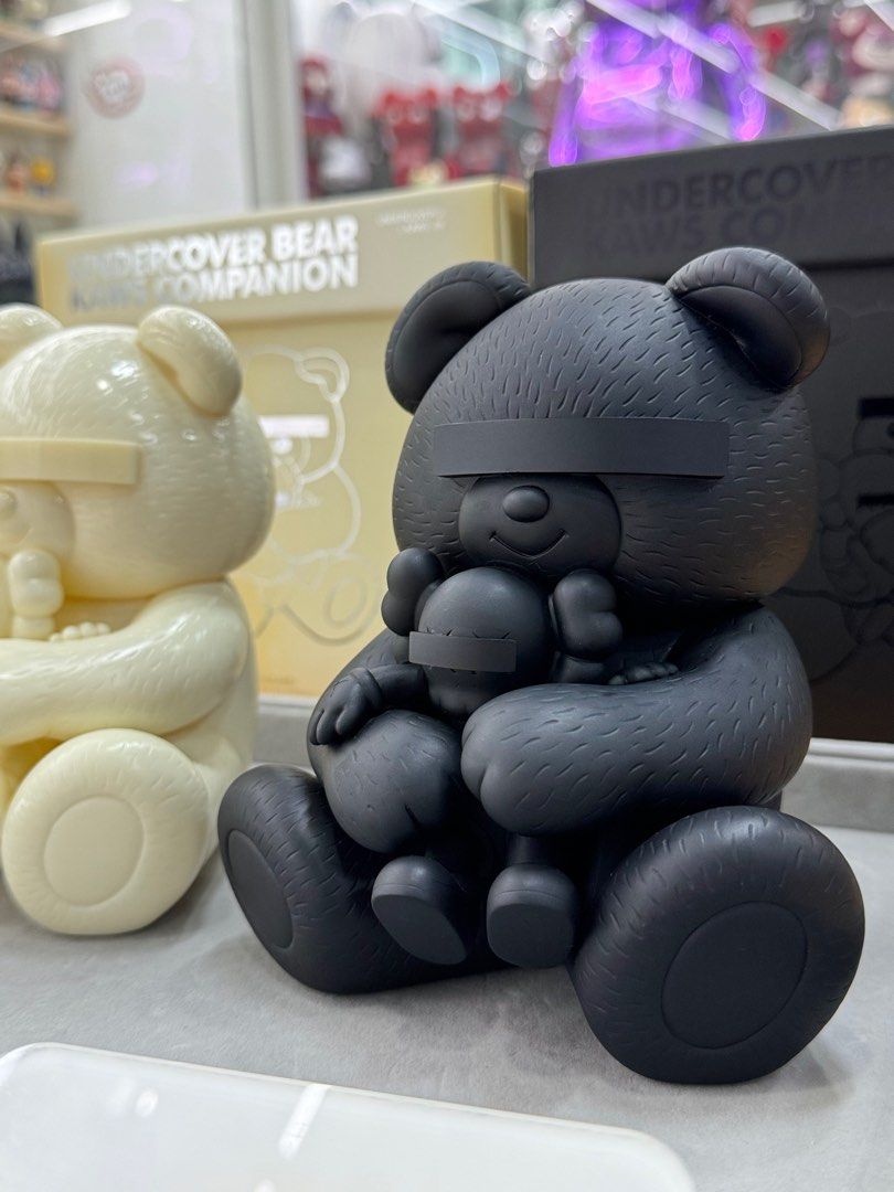 OriginalFake Kaws x Undercover Bear Companion White & Black set (Released in 2009)
