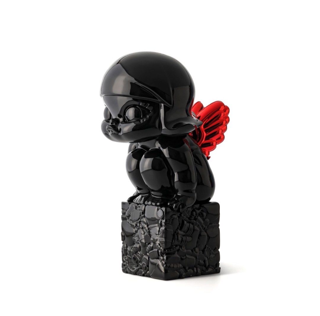 Pop Mart Silent Trick x Molly Dream Flight“Silent Black”（全球限量150套）
