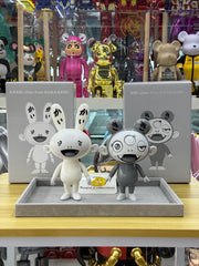 Takashi Murakami Kaikai & Kiki figures (set of 2, released in 2019) Made In Japan