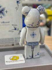 BE@RBRICK x Kutani Takumi Dyed Arabesque 400% by Midland Creation porcelain bearbrick