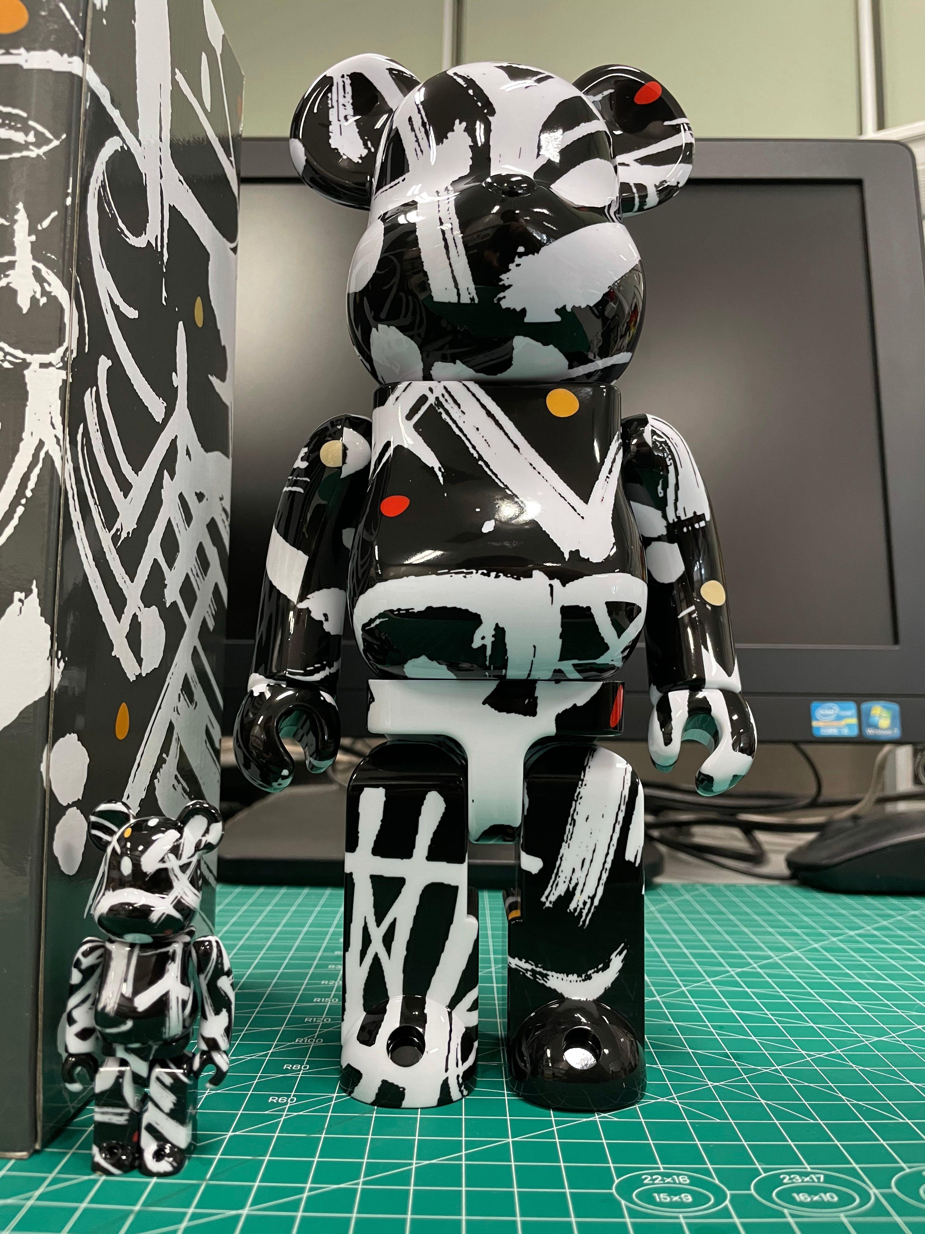BE@RBRICK x Meilin 韩美林 400% & 100% Bearbrick Han Meilin