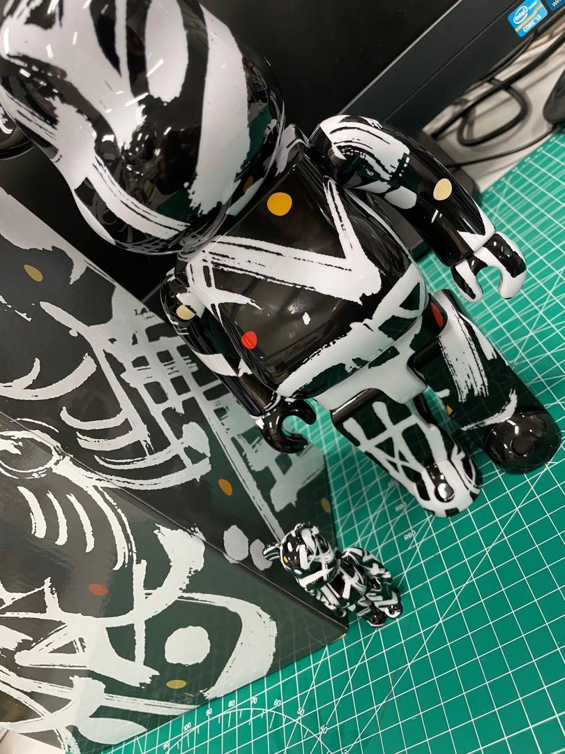 BE@RBRICK x Meilin 韩美林 400% & 100% Bearbrick Han Meilin